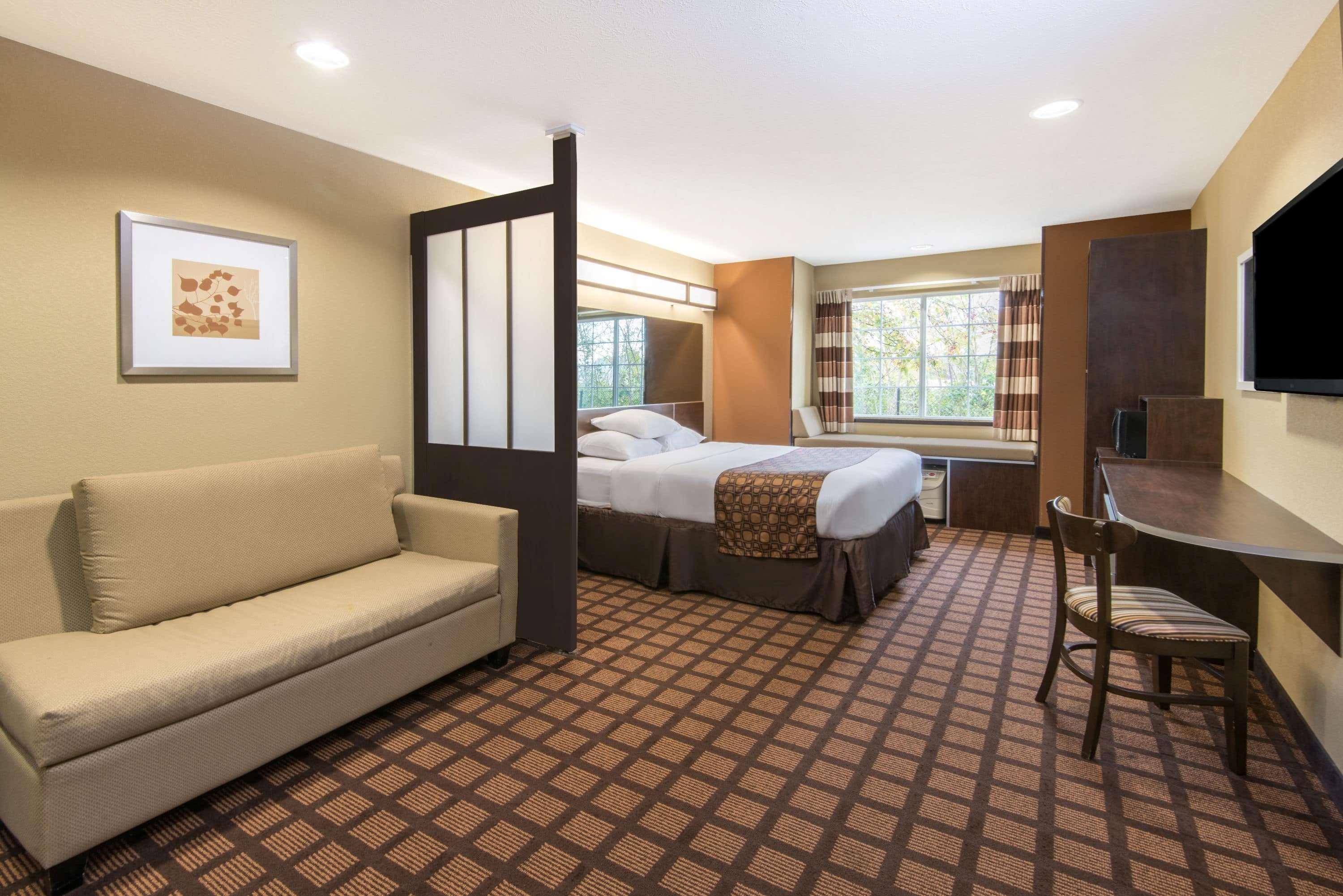 Microtel Inn And Suites Норт-Кантон Экстерьер фото