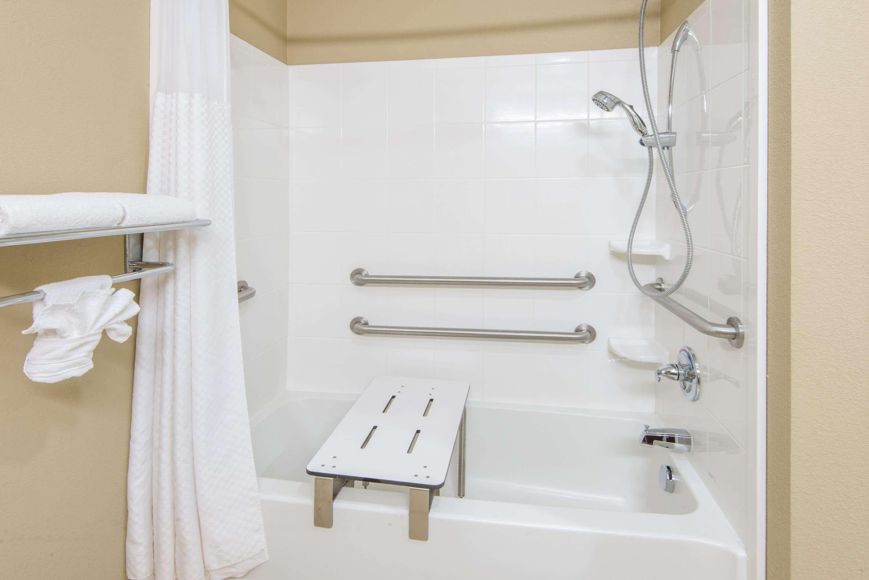 Microtel Inn And Suites Норт-Кантон Экстерьер фото