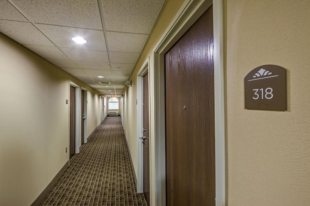 Microtel Inn And Suites Норт-Кантон Экстерьер фото