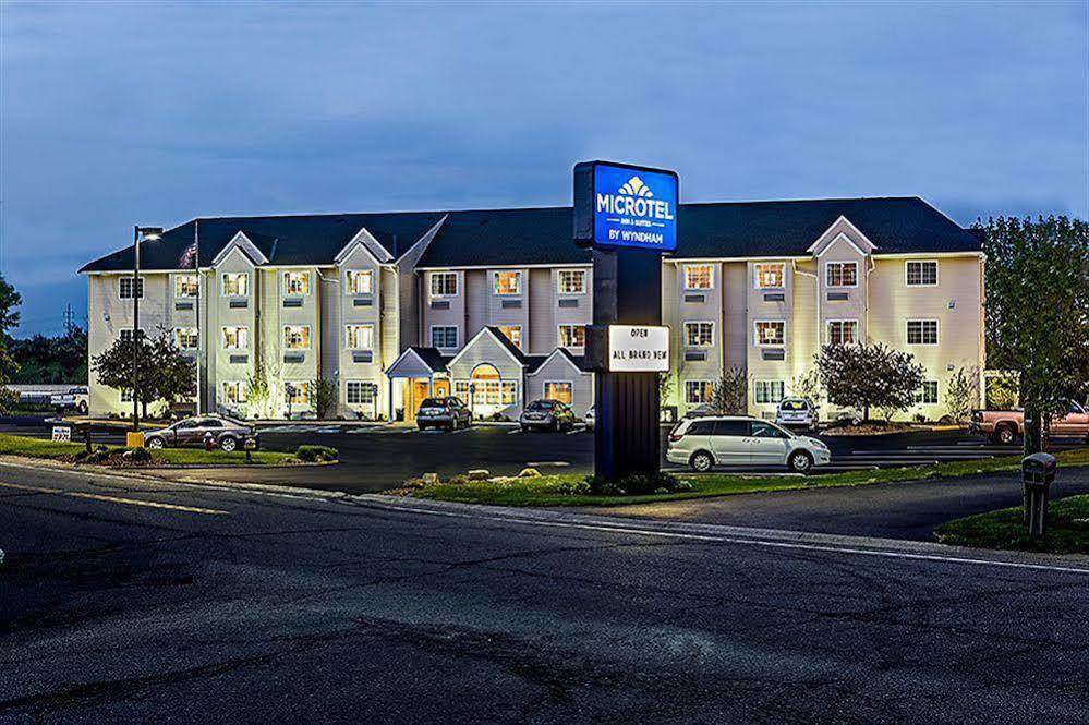 Microtel Inn And Suites Норт-Кантон Экстерьер фото